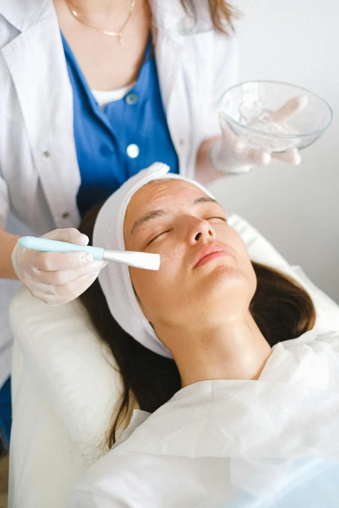 Facial n Deoria Beauty Parlour