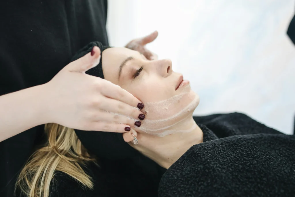 Spa and Relax in Deoria Beauty Parlour
